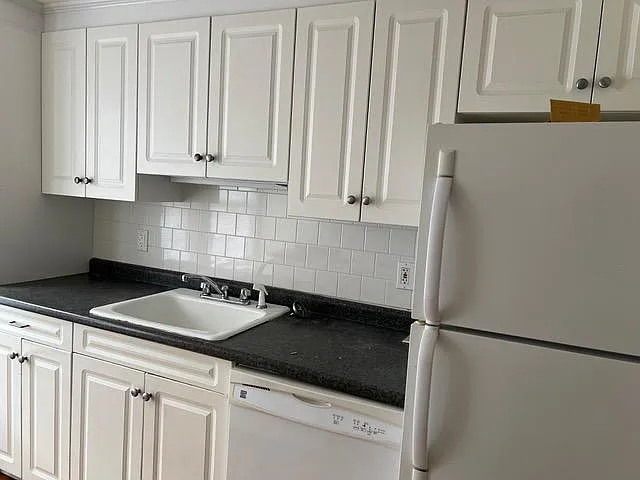 2320 Diamond Hill Rd — Photo 4