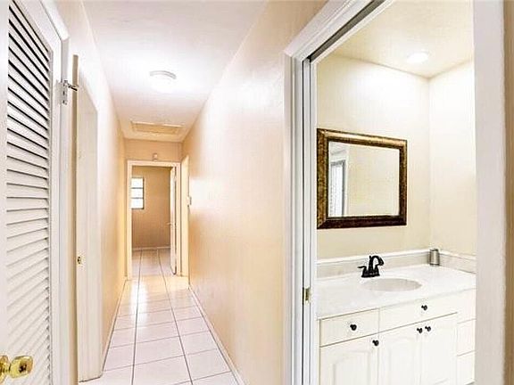 5th image of 8320 SW 162nd St
