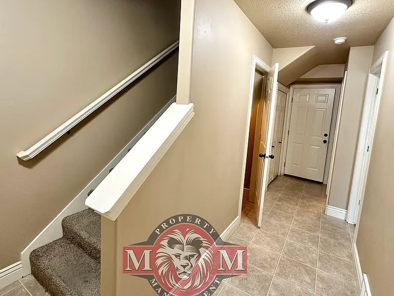 24 E Opequon Rd — Photo 3