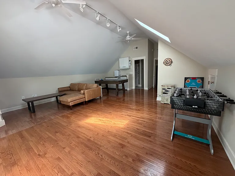 236 Ainsdale Dr — Photo 12