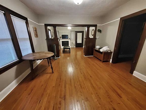5th image of 1639 10th Ave