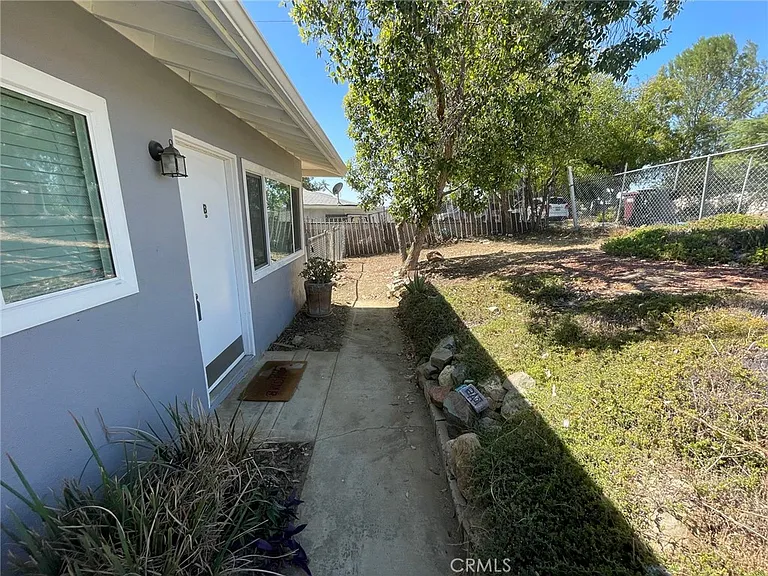 28948 Goetz Rd #B — Photo 4