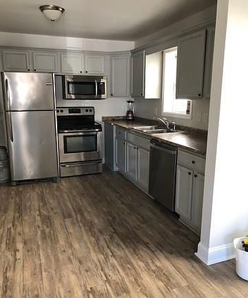 4th image of 4314 Banks St #4314