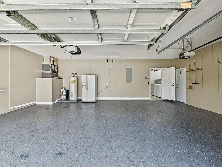 12325 Cascades Pointe Dr — Photo 54