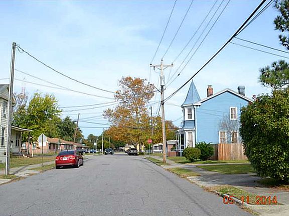 2nd image of 217 Armstrong St