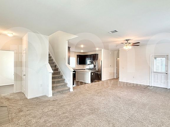 5th image of 156 Zion Dr