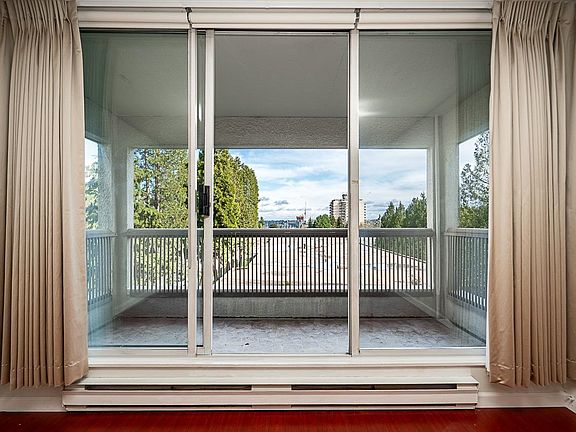 5th image of 550 8th St #504