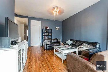 Rented by Bond New York