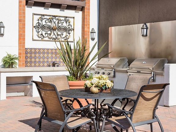 4th image of 24299 Paseo De Valencia APT 1205