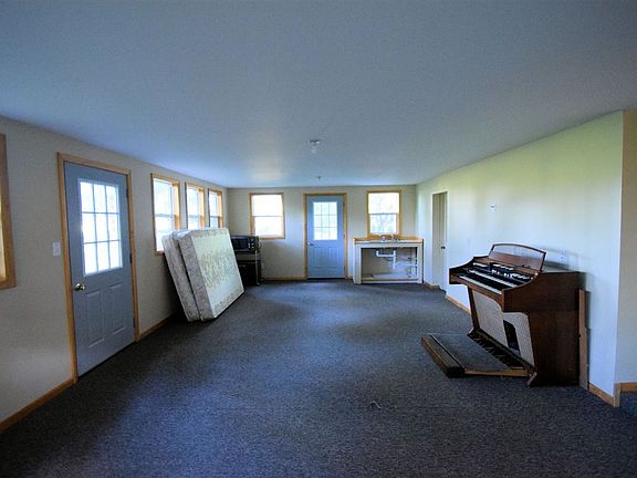 4th image of 5300 E Woodlawn Ave