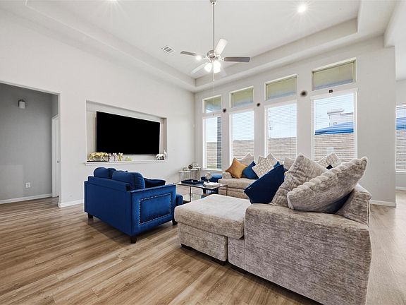 5th image of 2417 Sequoia Grove Dr