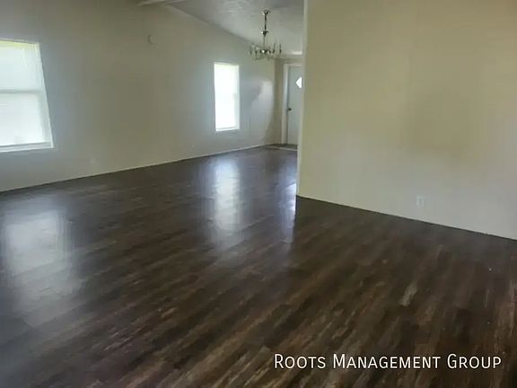 4th image of 373 S Jackson St Lot 93