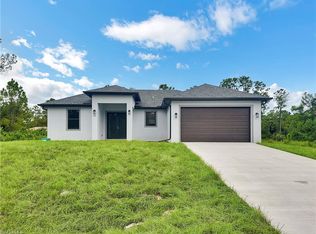 203 Argonne Ave S, Lehigh Acres, FL 33974
