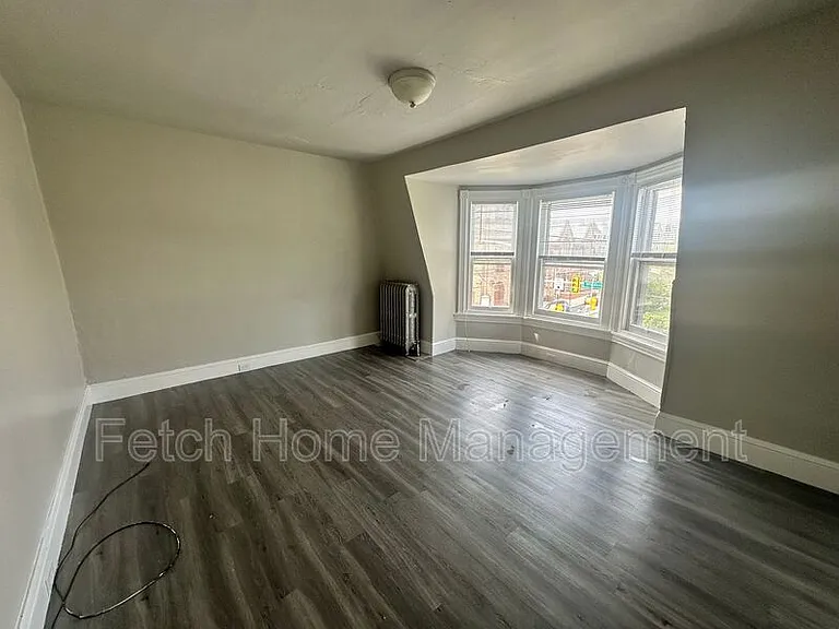 100 Windsor St #3 — Photo 21