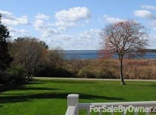 6 Seabreeze Ln, Bristol, RI 02809