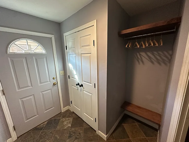 3371 Sunburst Ct #18-B — Photo 2