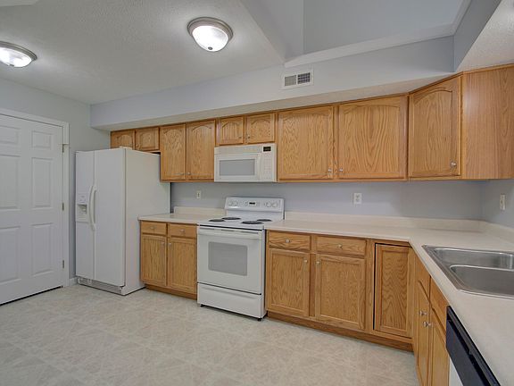 2nd image of 8614 Ellingsworth Way