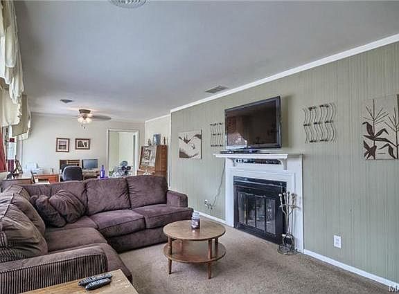4th image of 1073 Etherton Dr