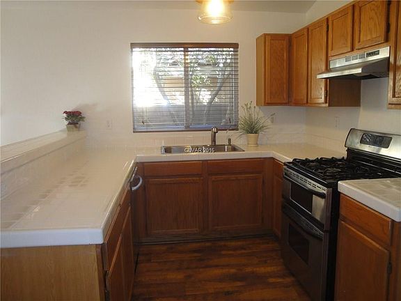 5th image of 3741 Alliance St