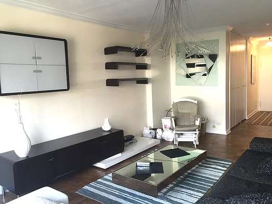 Rented by STAR CITIES INTERNATIONAL PROPERTY CORPORATION | media 13