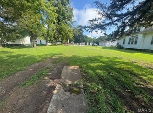 509 E Main St, Sparta, IL 62286