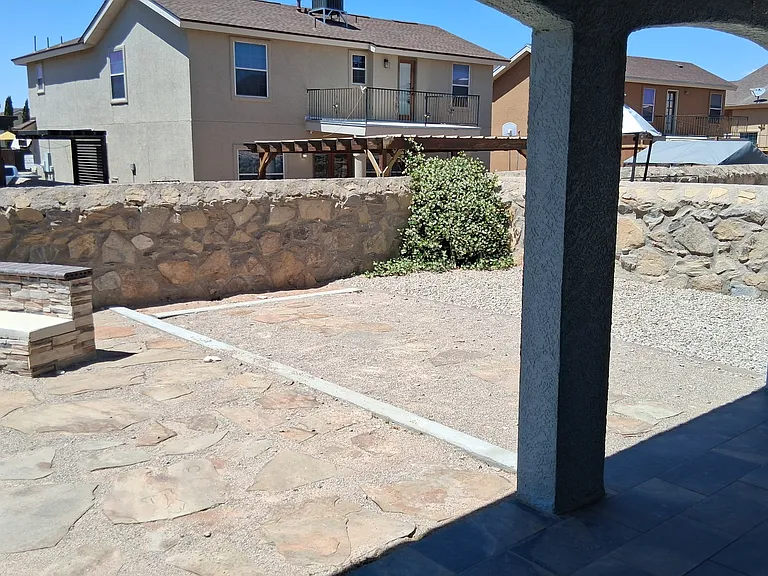 3317 Tierra Jazmin Ln — Photo 10