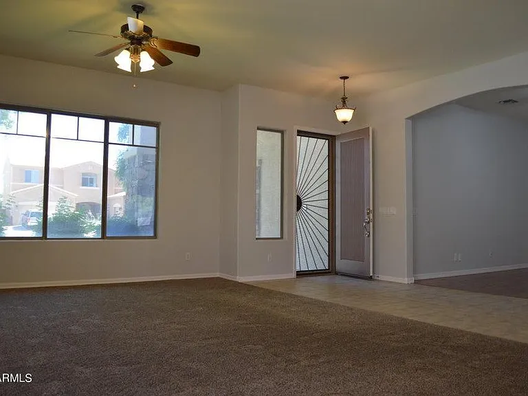 4132 E Carriage Ct — Photo 7
