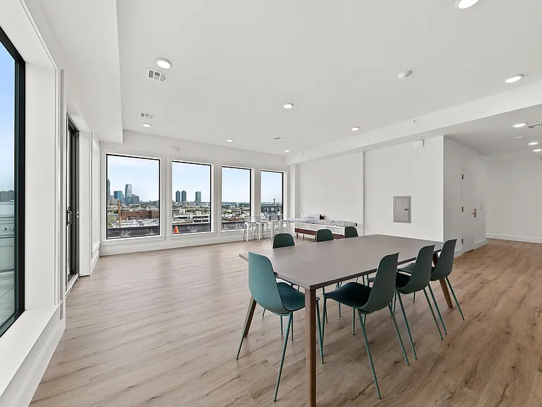 28 Vroom St #405 — Photo 10