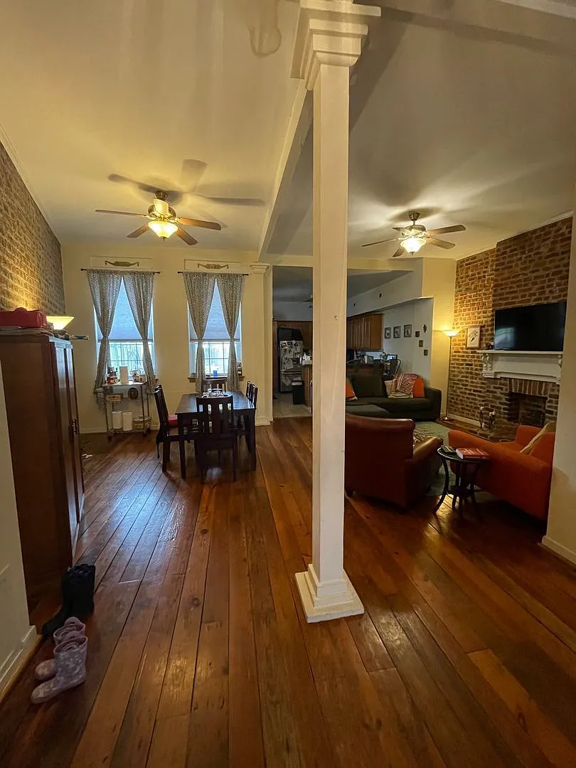 3 bed, 2.5 bath, 1844 sqft, $2,310 — Photo 3