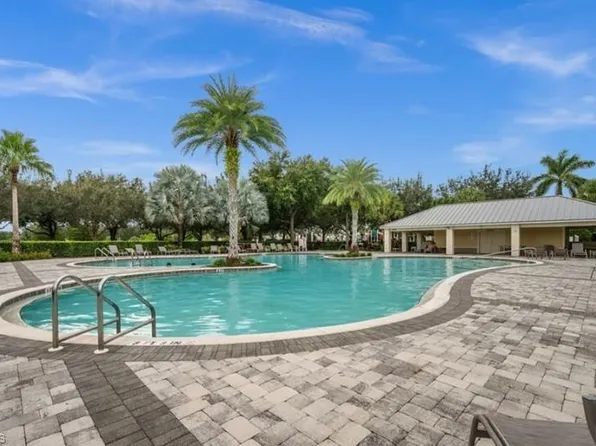 2934 Citrus ST, NAPLES, FL 34120