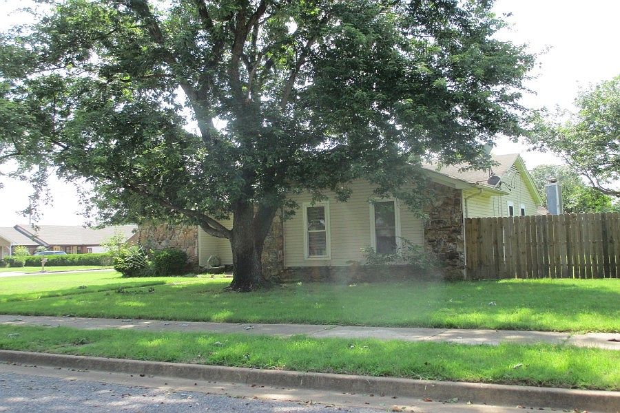 2nd image of 7799 Trading Post Ln