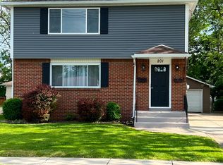 201 Meadowlawn Rd #2, Buffalo, NY 14225