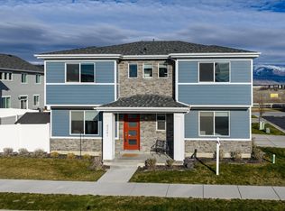 3261 S Burkhill Ln, Syracuse, UT 84075