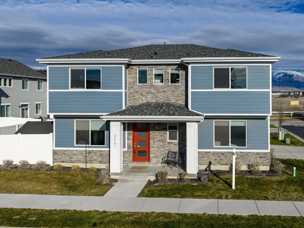 3261 S Burkhill Ln, Syracuse, UT 84075