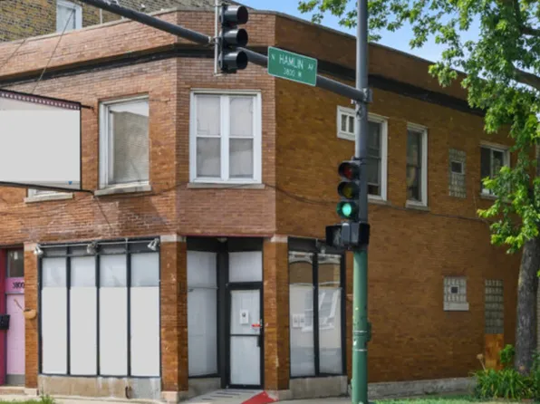 3800 W Montrose Ave, Chicago, IL 60618