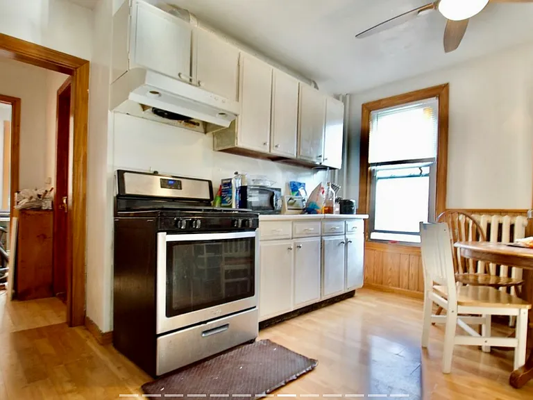10 Smythe St #3 — Photo 2