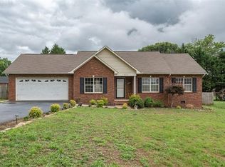 1846 Summerfield Cir, Conover, NC 28613