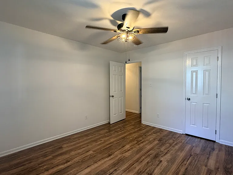 5917 Crape Myrtle Ln — Photo 12