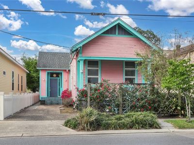 8006 Hampson St, New Orleans, LA, 70118