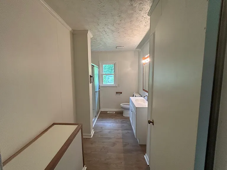142 Chestnut St — Photo 10