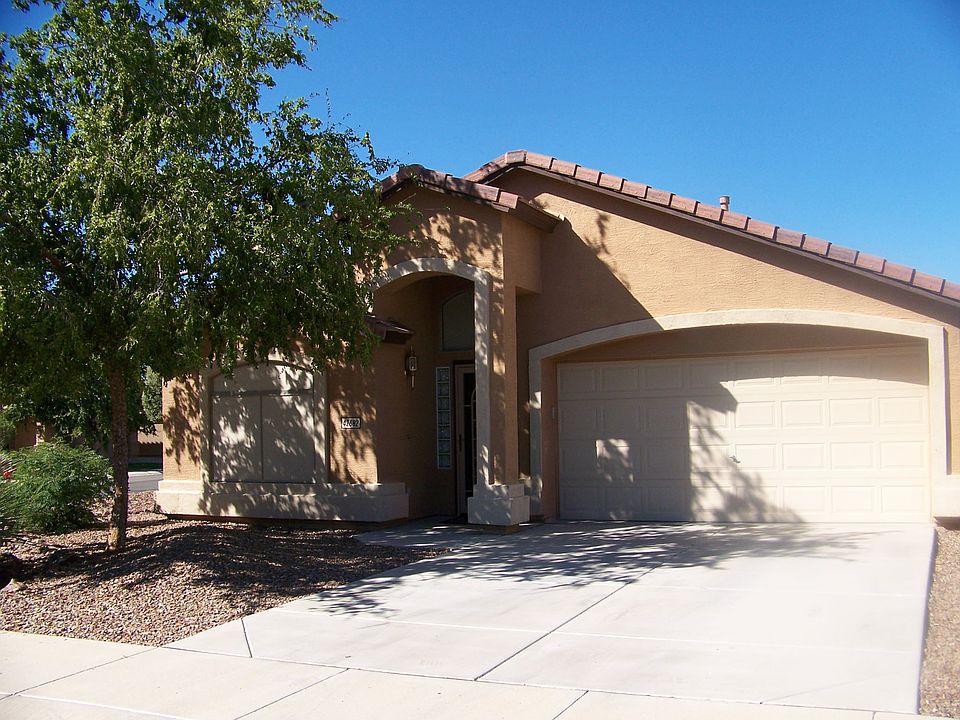 1st image of 42682 W Michaels Dr