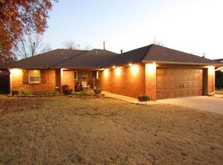 3409 Cogdal Dr, Enid, OK 73703