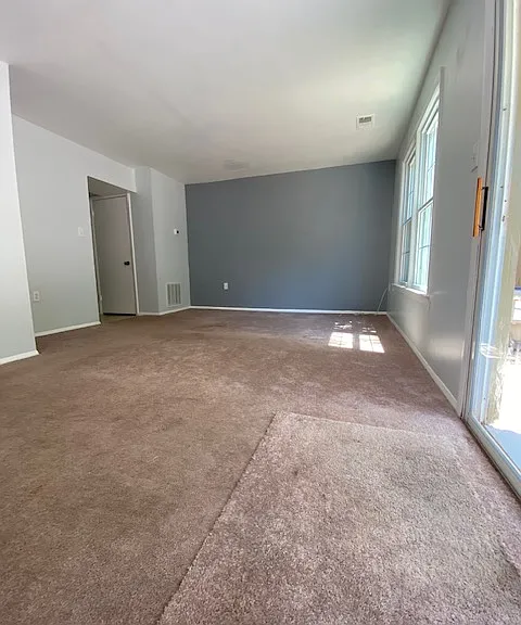 9128 Wharton Ct — Photo 11