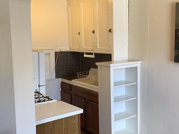 4th image of 2129-208 N Dayton St