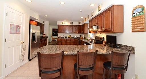 4th image of 12 Clarence Dr