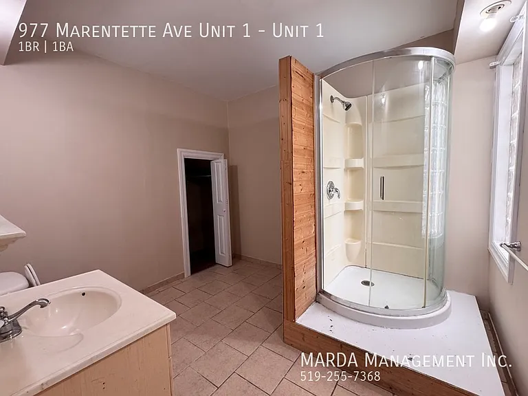 977 Marentette Ave #1 — Photo 20