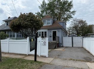 76 Arlington Ave, Staten Island, NY 10303