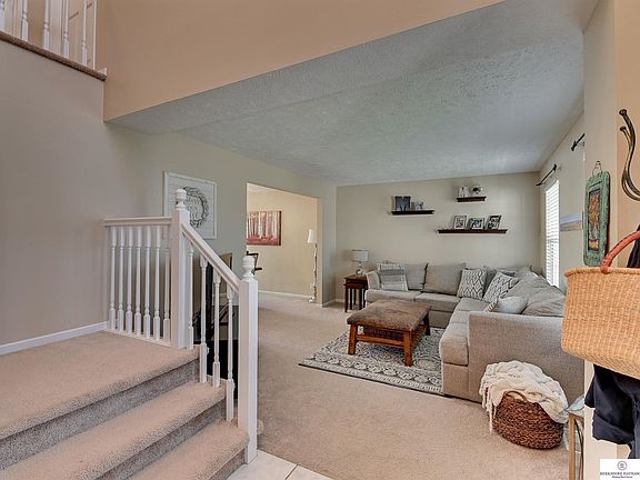 3rd image of 2708 Hunter Dr