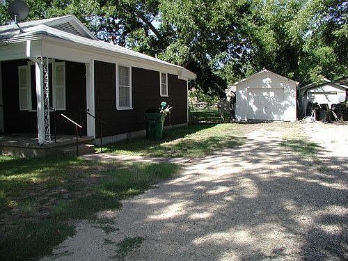 2nd image of 2101 North Dr