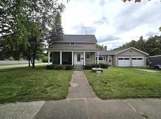 1007 E Hopson St, Bad Axe, MI 48413